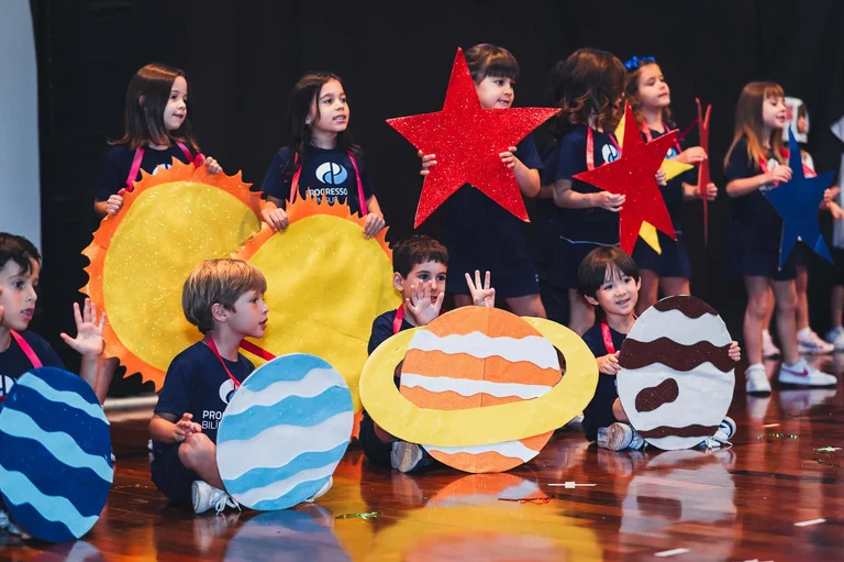 Apresentação Teatral – I 